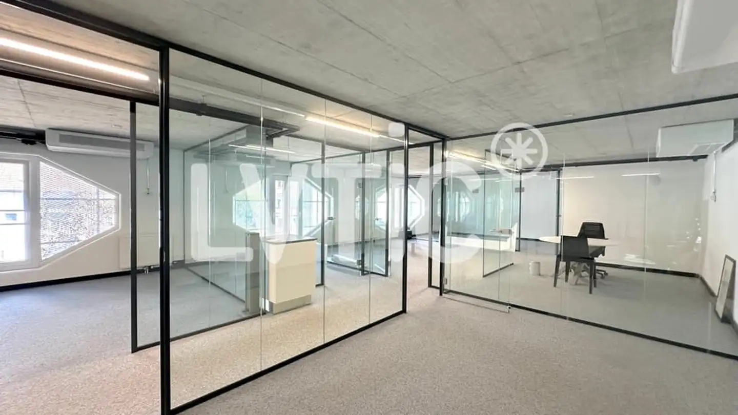 Gewerbe mieten - Avenue Des Bains, 1400 Yverdon-les-Bains