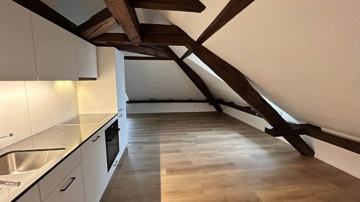 Dachgeschosswohnung mieten - Grabenstrasse 19, 9500 Wil SG - Foto 3