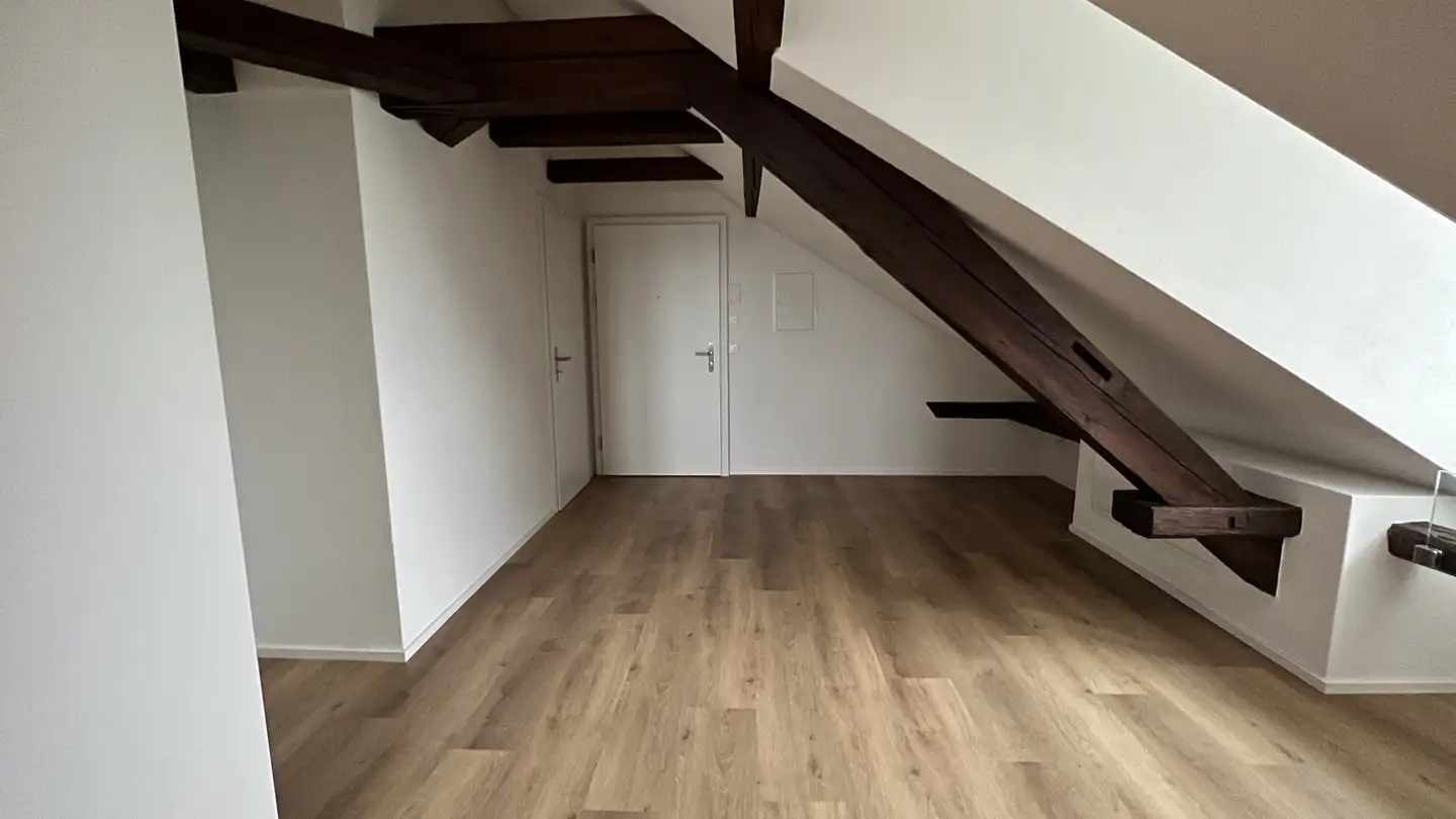 Dachgeschosswohnung mieten - Grabenstrasse 19, 9500 Wil SG - Foto 4