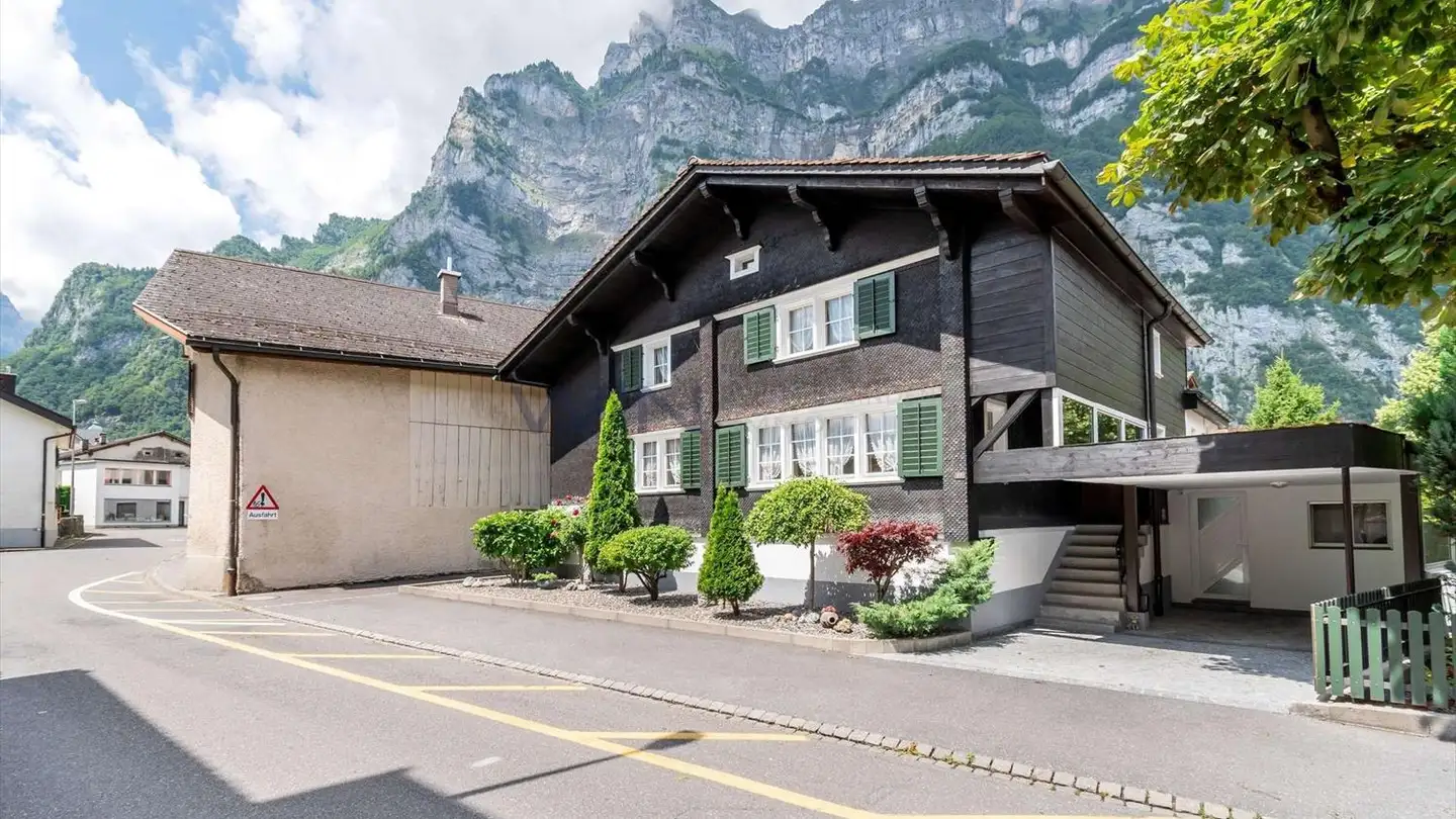 Villa kaufen - 8754 Netstal