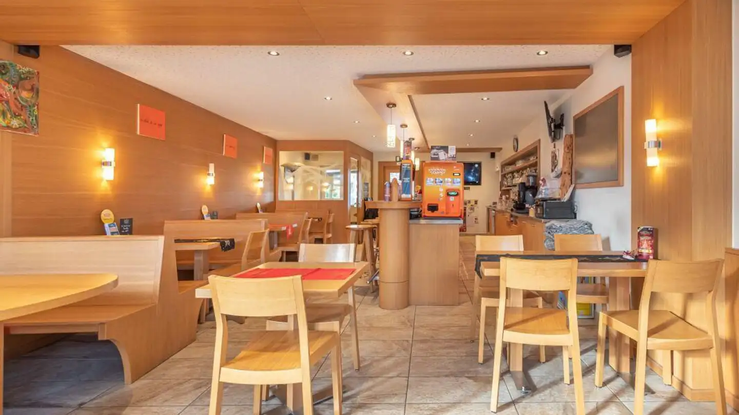 Restaurant for sale - 3960 Sierre