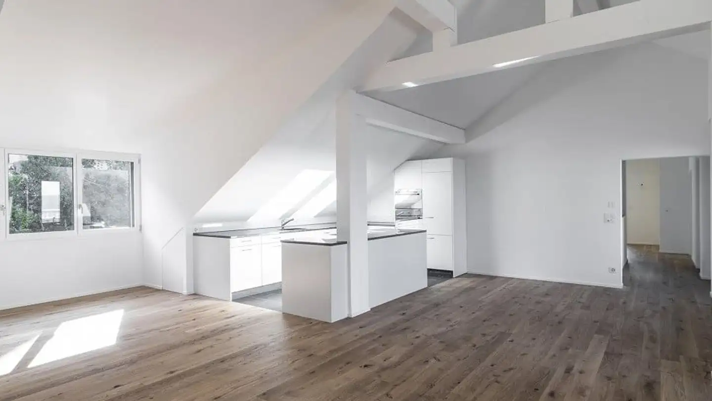 Dachgeschosswohnung mieten - Hadlaubstrasse 104, 8006 Zürich