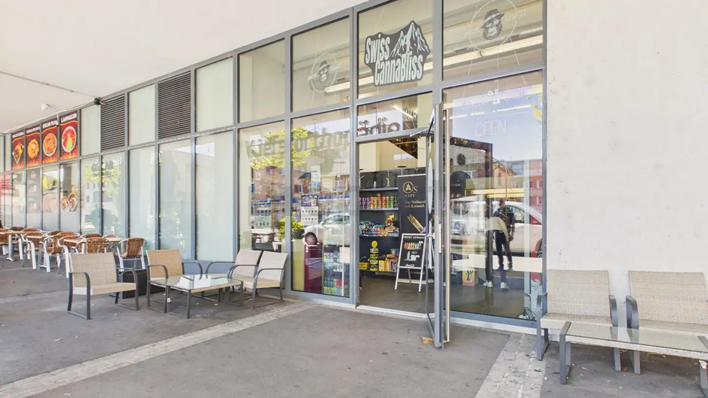 Office space for sale - 8152 Glattbrugg