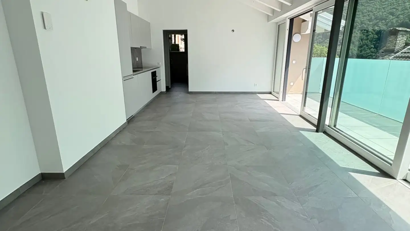 Dachgeschosswohnung mieten - Via Pisola 1, 6557 Cama - Foto 3