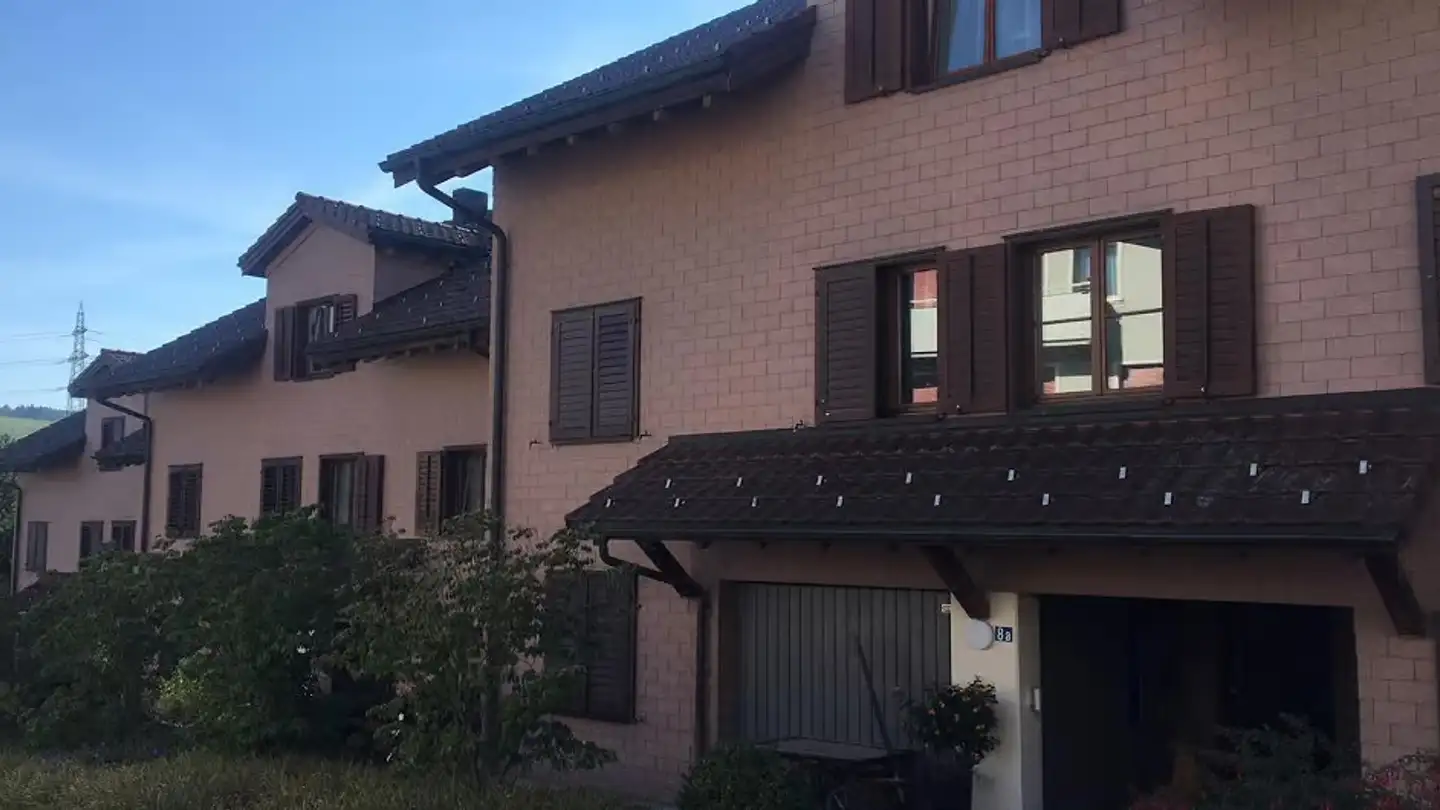 Espace de stockage à louer - Eustrasse 8a, 6313 Menzingen