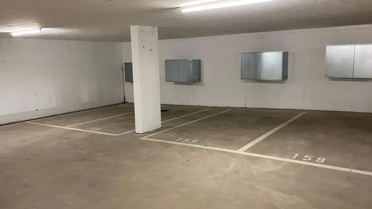 Place de parking souterraine à vendre - Grudligweg 4, 6020 Emmenbrücke