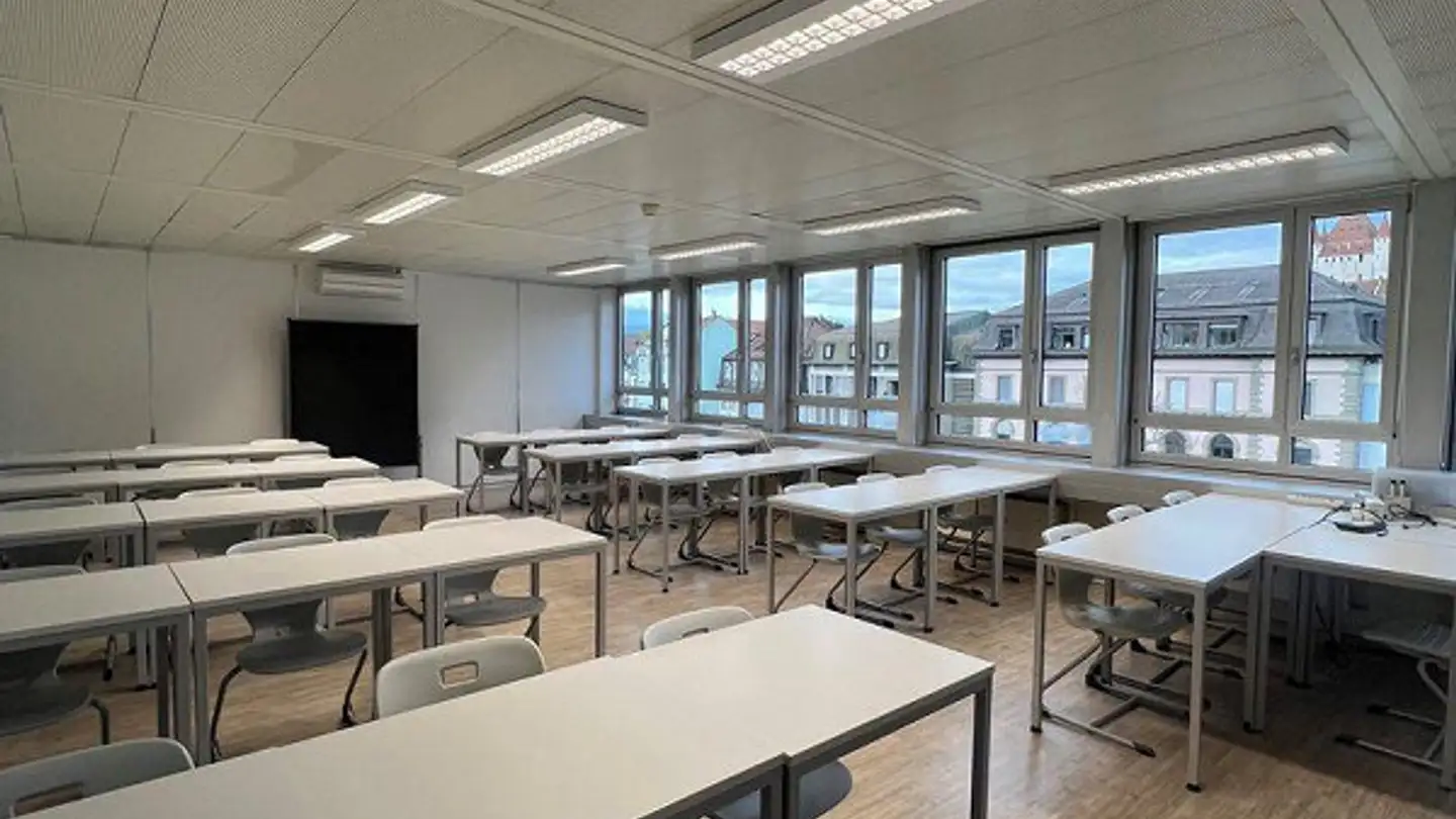 Commercial à louer - Aarestrasse 38b, 3600 Thun - Photo 4