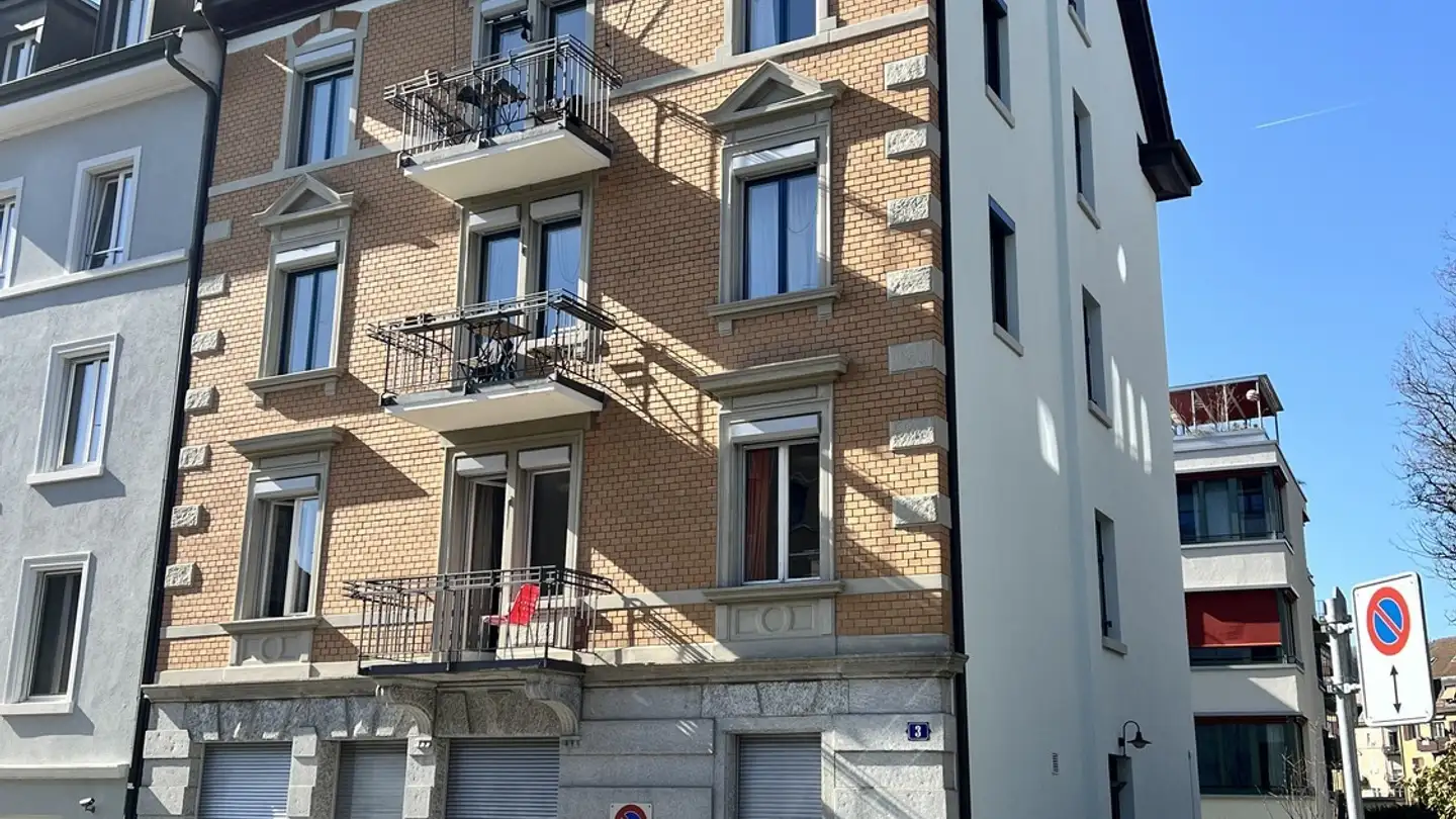 Parkplatz im Freien mieten - Nürenbergstrasse 3, 8037 Zürich