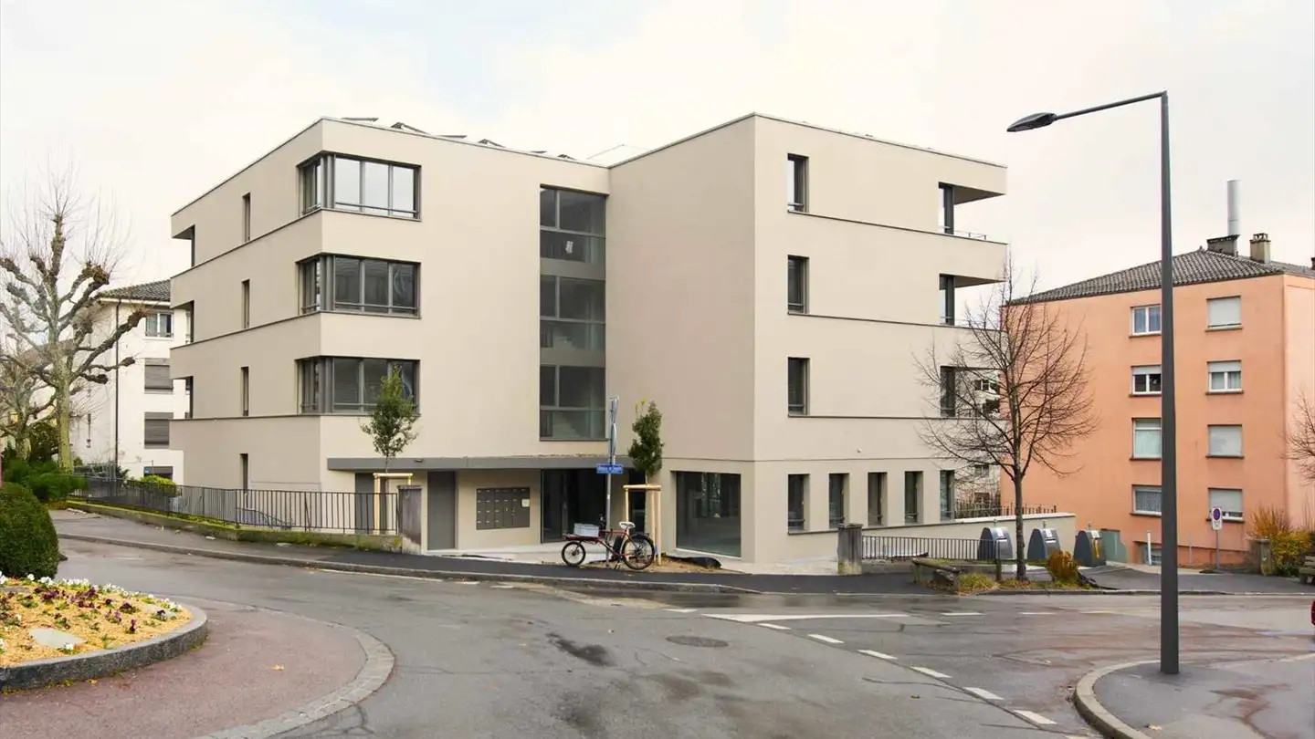 Outdoor parking space for rent - Route de Renens, 1008 Prilly