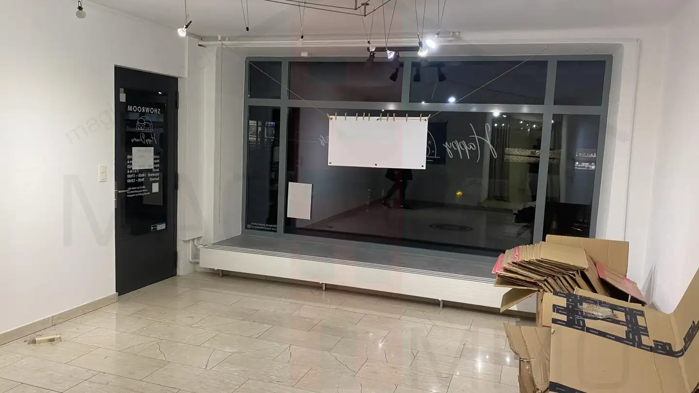 Einkaufszentrum mieten - Rue De Fer 7, 2800 Delémont - Foto 2