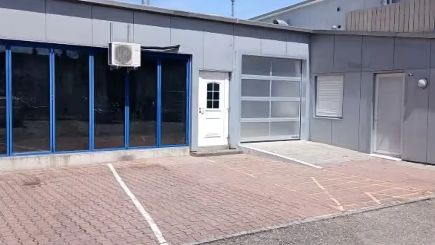 Commercial à louer - Leimernweg 28, 3270 Aarberg - Photo 2