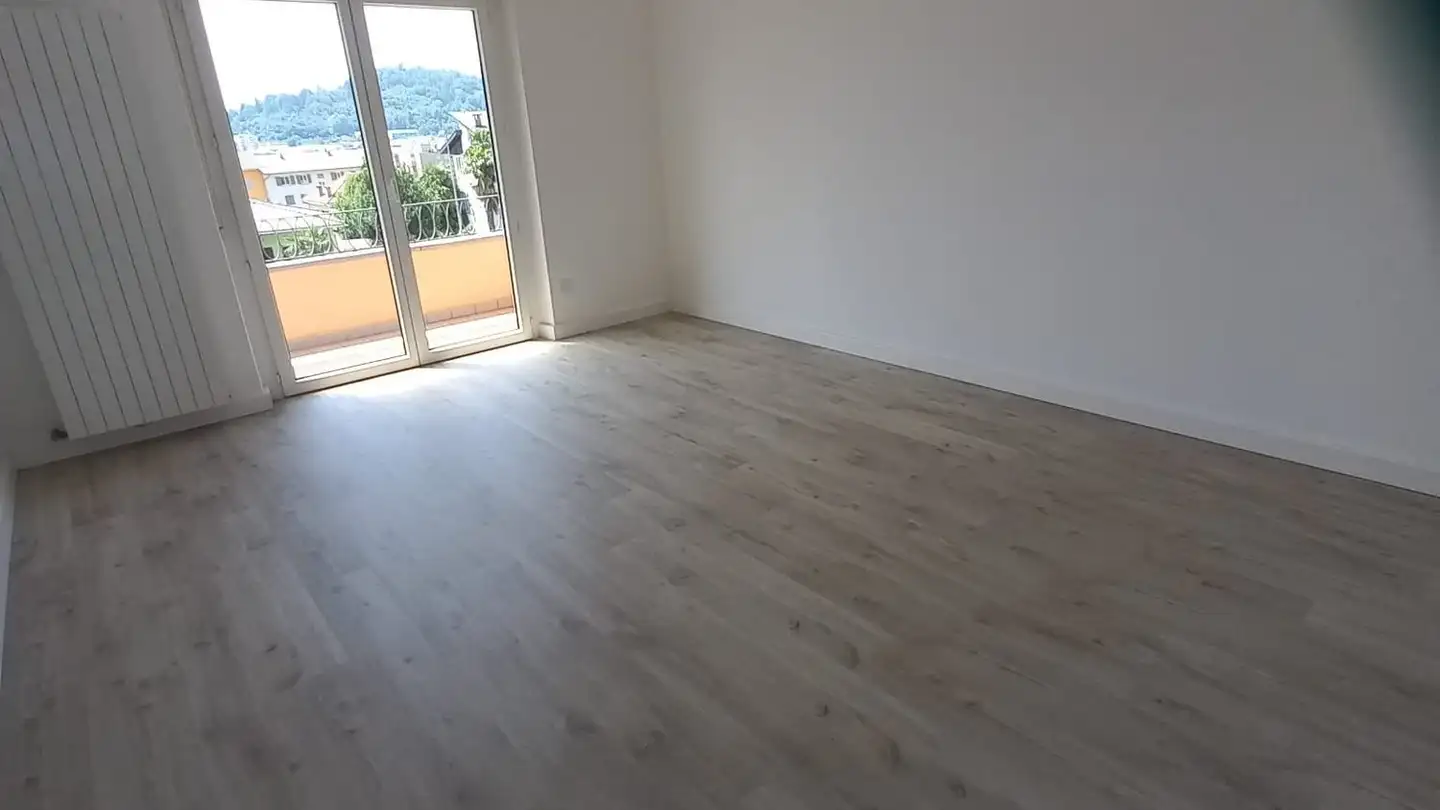 Apartment for rent - 6600 Muralto