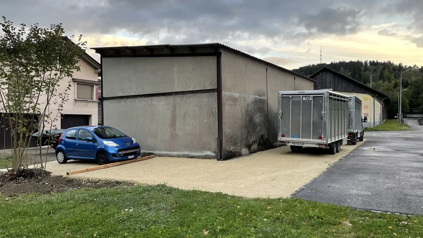 Outdoor parking space for rent - Freidorfweg 6, 2542 Pieterlen
