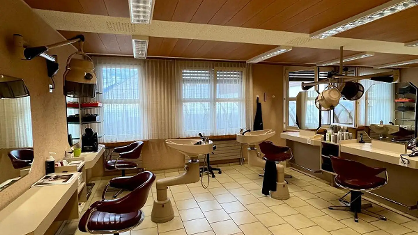 Medical practice for sale - Neudorfstrasse 96, 7430 Thusis