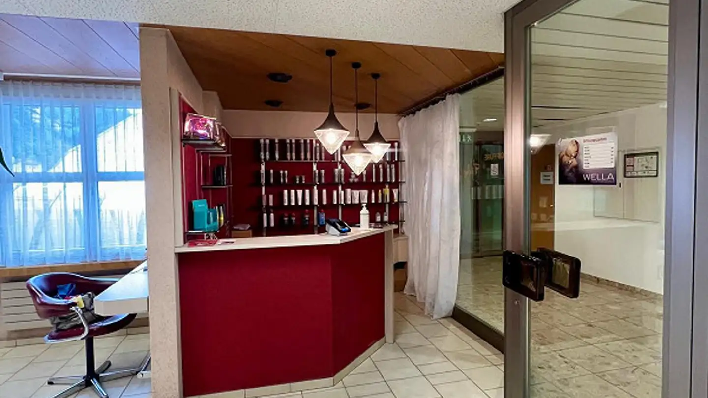 Medical practice for sale - Neudorfstrasse 96, 7430 Thusis - Photo 2