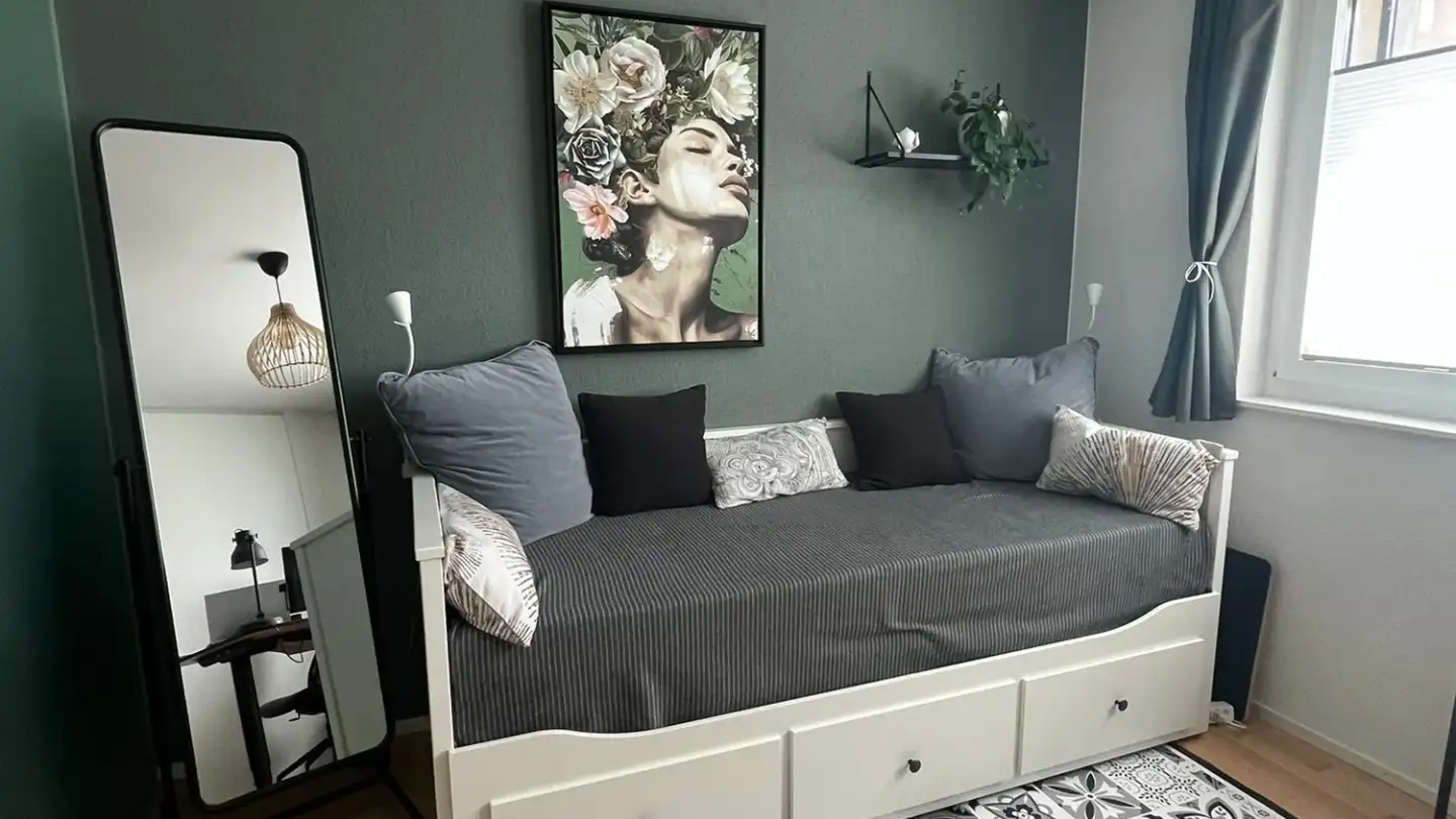 Single room for rent - 2072 St-Blaise