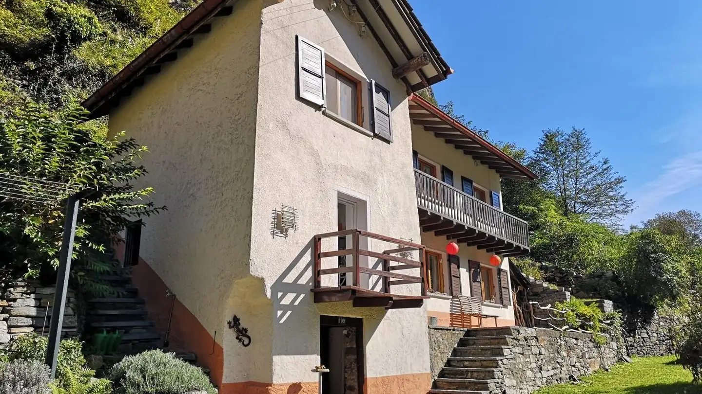 Single house for sale - Caraa De Les 10, 6542 Buseno