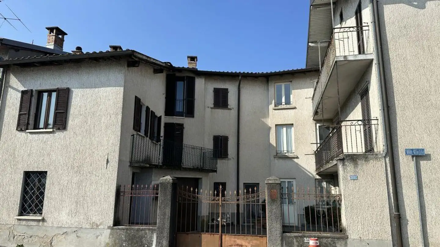 Edificio residenziale in vendita - 6855 Stabio - Photo 4