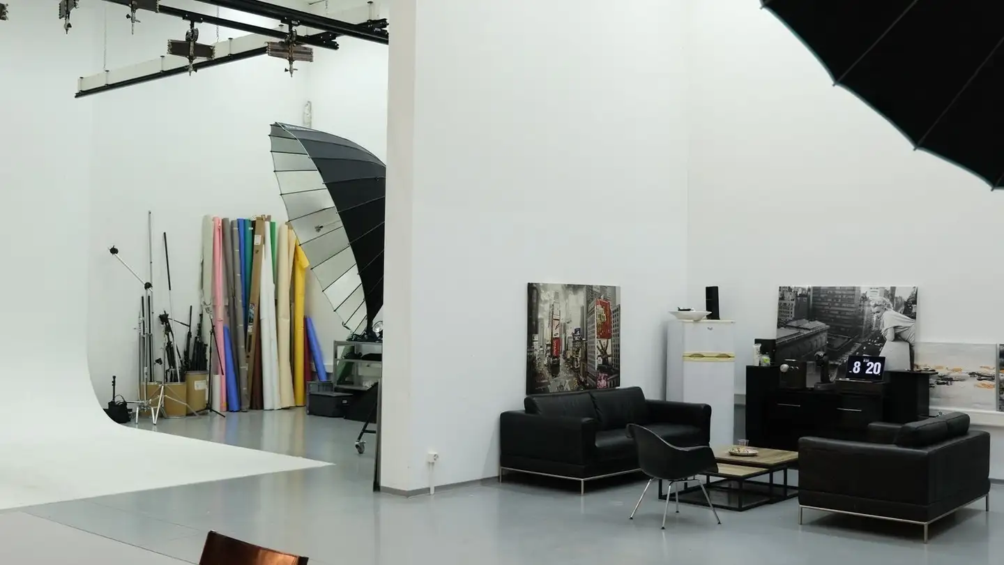 Commercial for rent - Merkurstrasse 7, 6020 Emmenbrücke - Photo 2