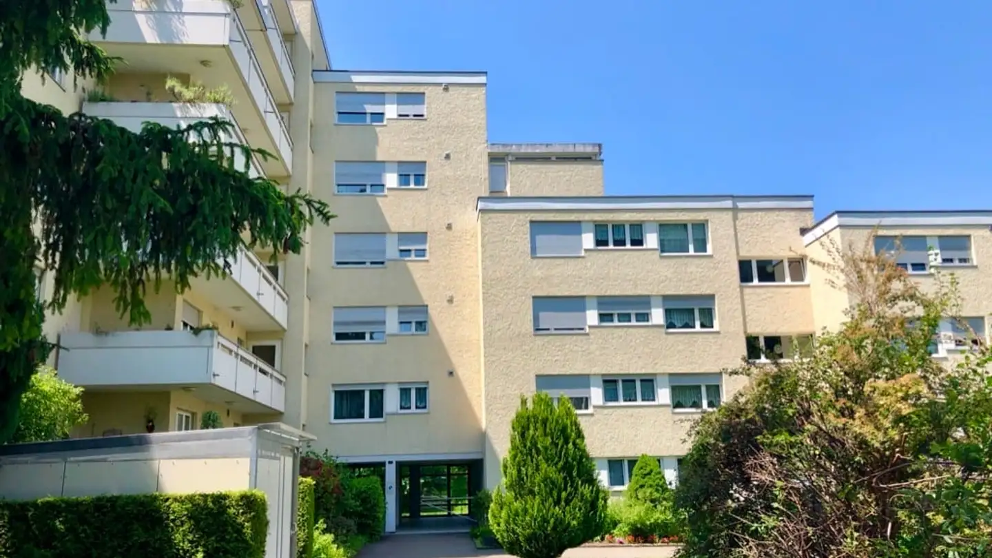 Place de parking souterraine à louer - Wallisellerstrasse 168, 8152 Opfikon