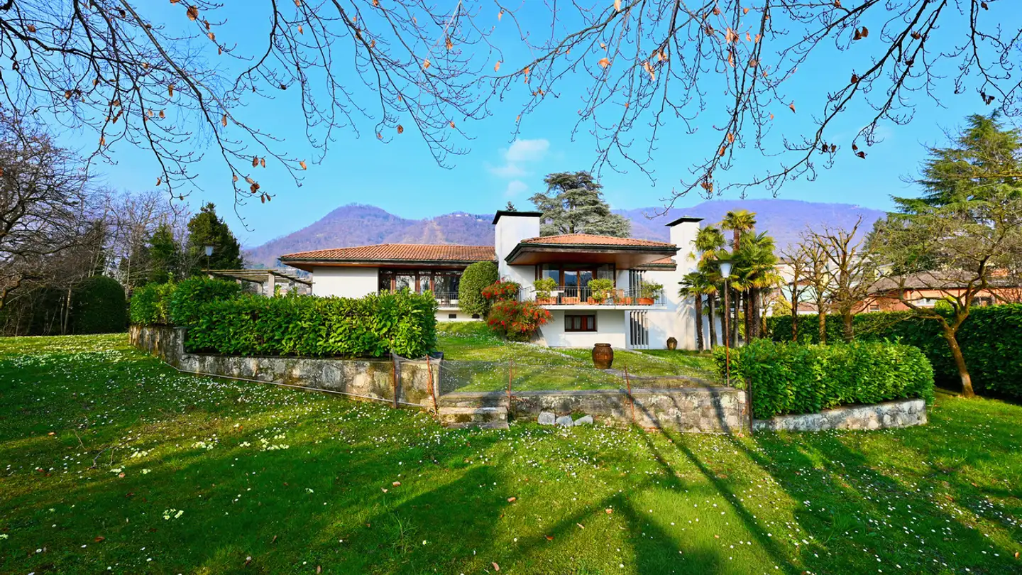 Villa for sale - Via Calicanto 9, 6833 Vacallo