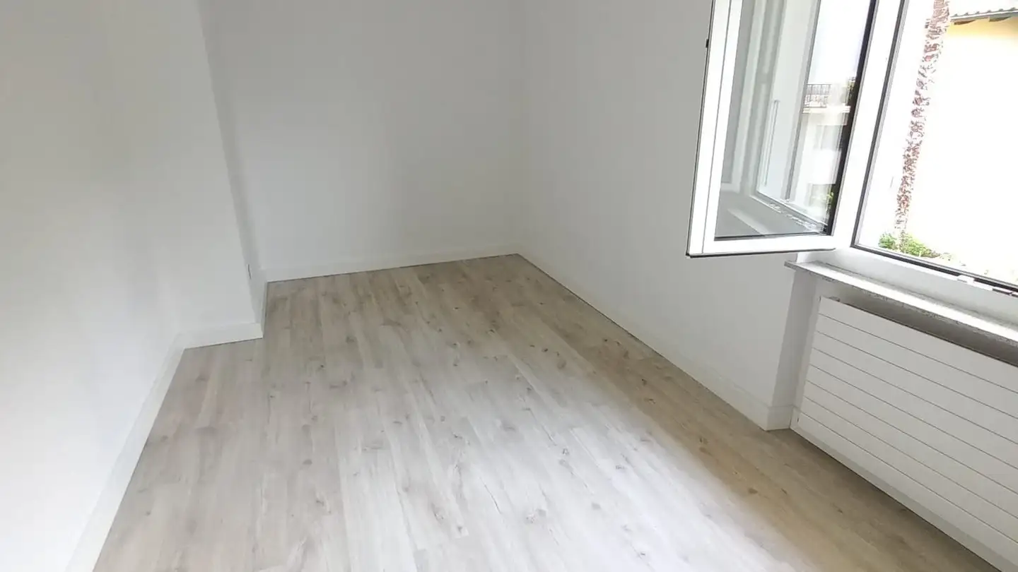 Apartment for rent - 6600 Muralto - Photo 3