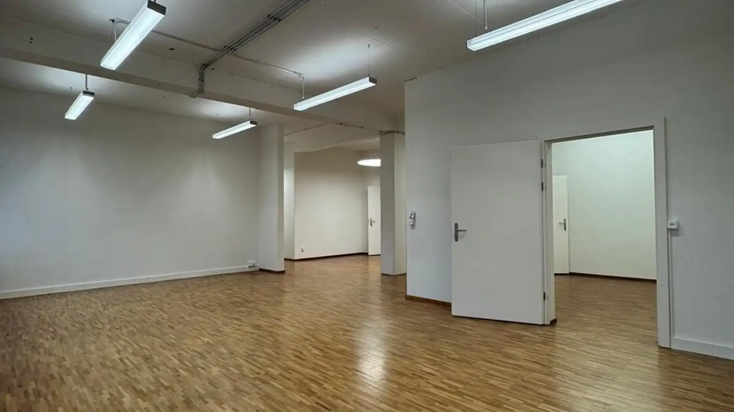 Commerciale in affitto - 3098 Köniz - Photo 2