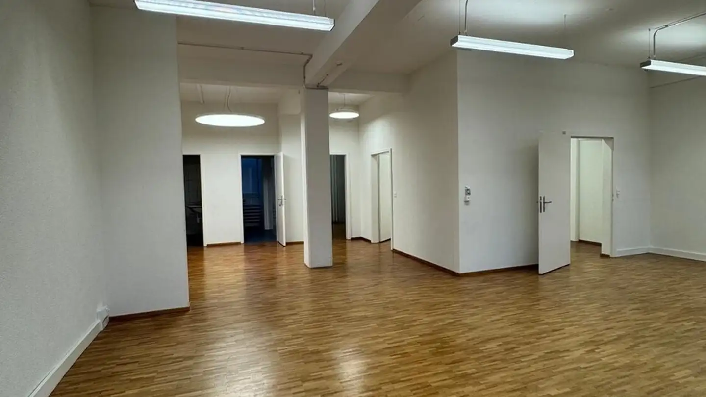 Commerciale in affitto - 3098 Köniz - Photo 4