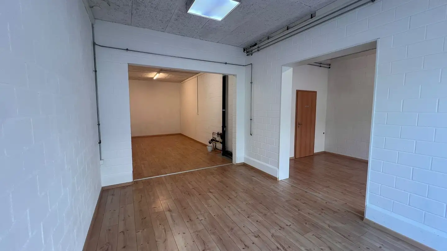 Commercial for rent - Moosbachstrasse 50a, 8910 Affoltern am Albis