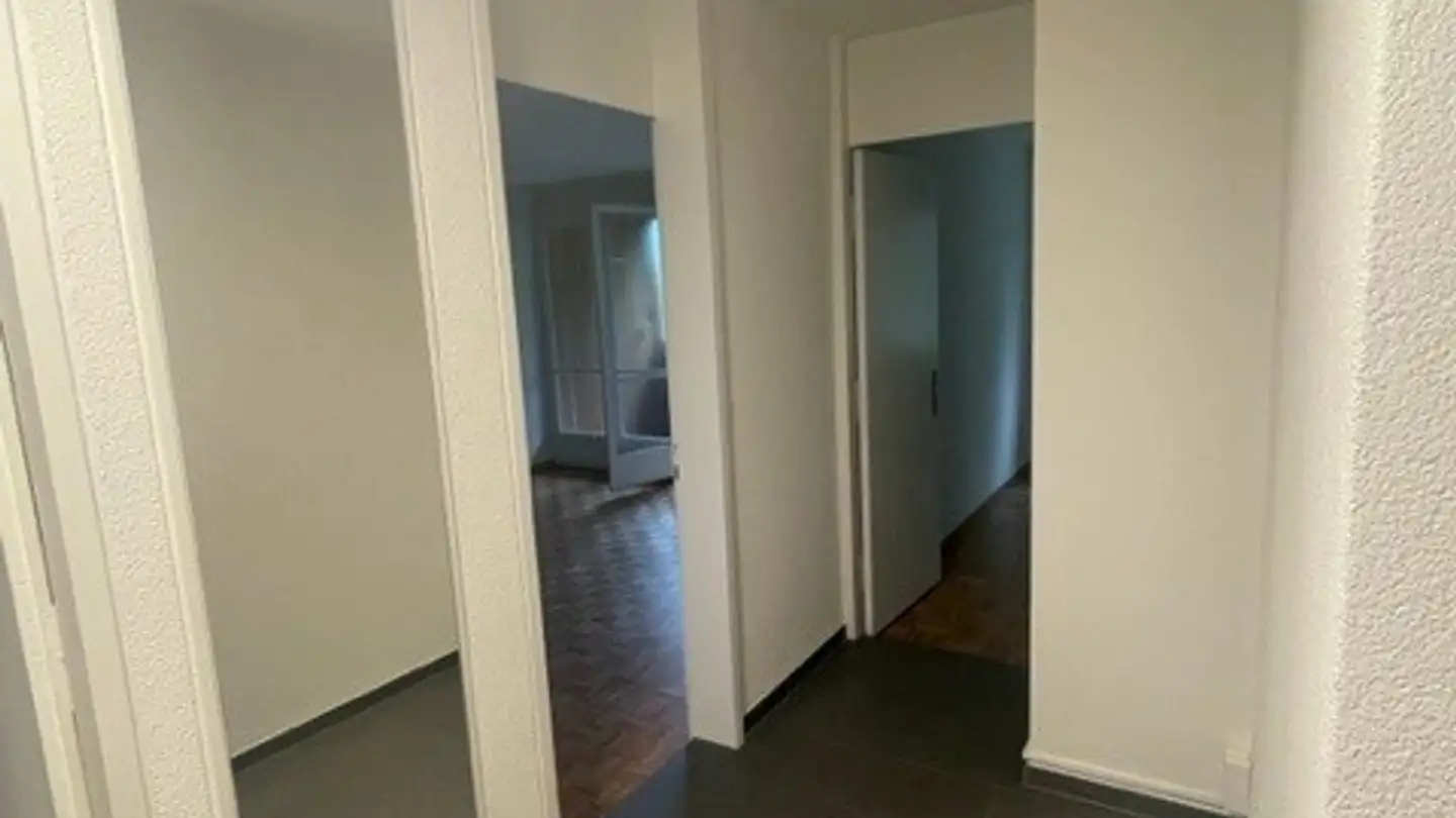 Wohnung mieten - Chemin De La Baume 24, 2533 Evilard - Foto 3