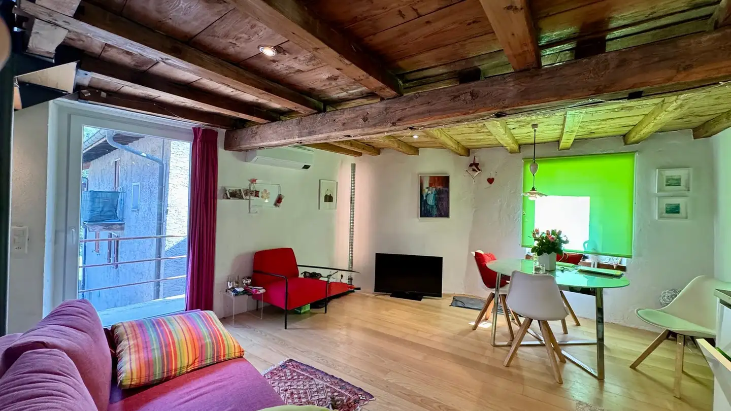 Row house for sale - Ai Pòrtuch Da Súer, 6810 Isone