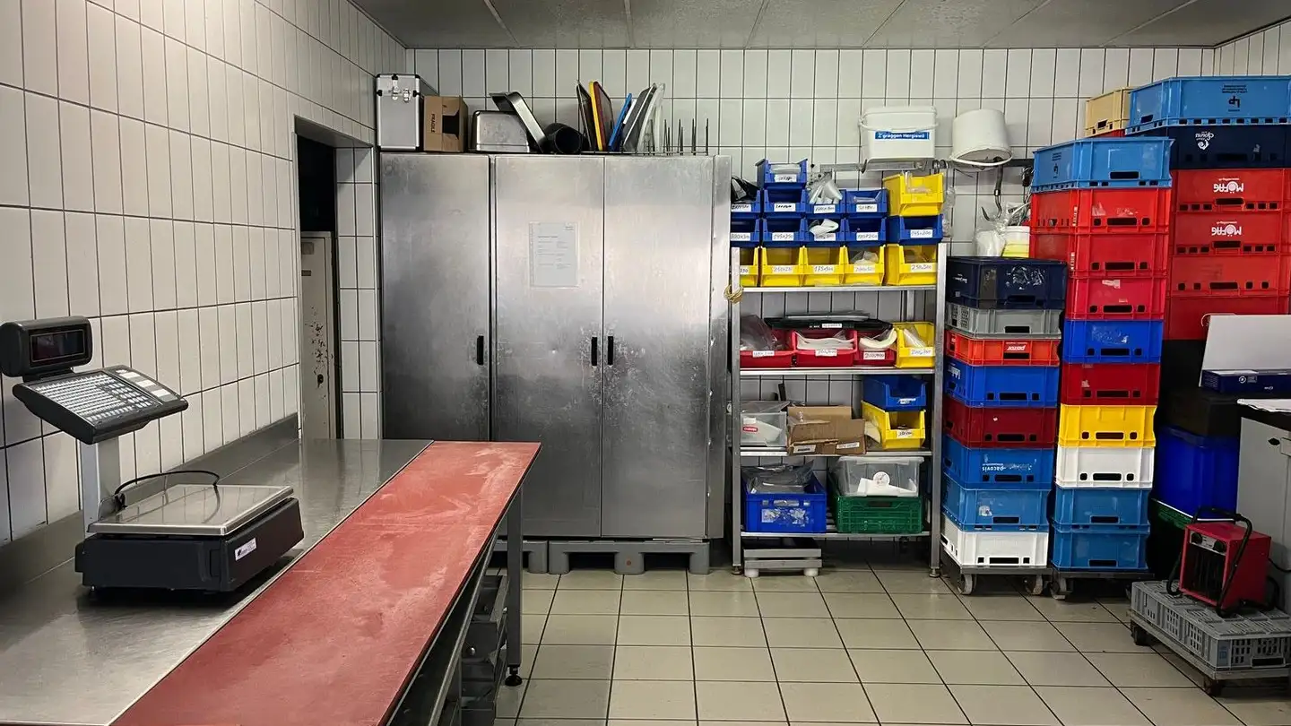 Commerciale in vendita - Hinteregasse 1, 3297 Leuzigen - Photo 4