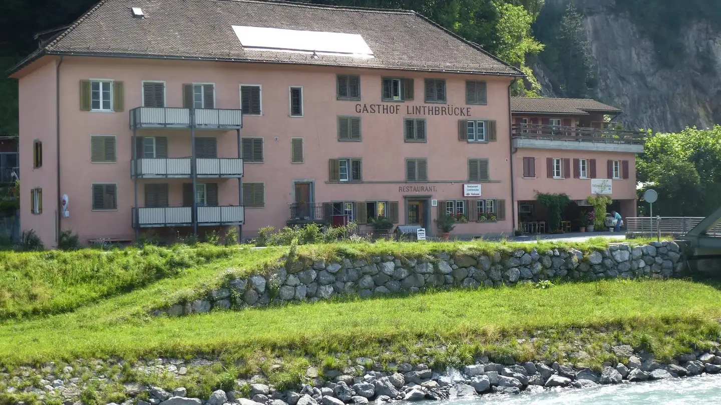 Apartment for rent - Hinterdorfstrasse 72, 8753 Mollis