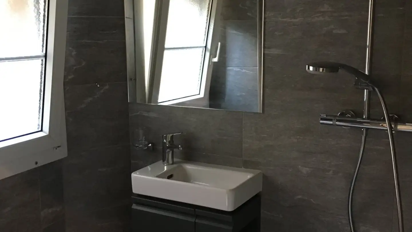 Apartment for rent - Rue des Poteaux 6, 2000 Neuchâtel - Photo 2