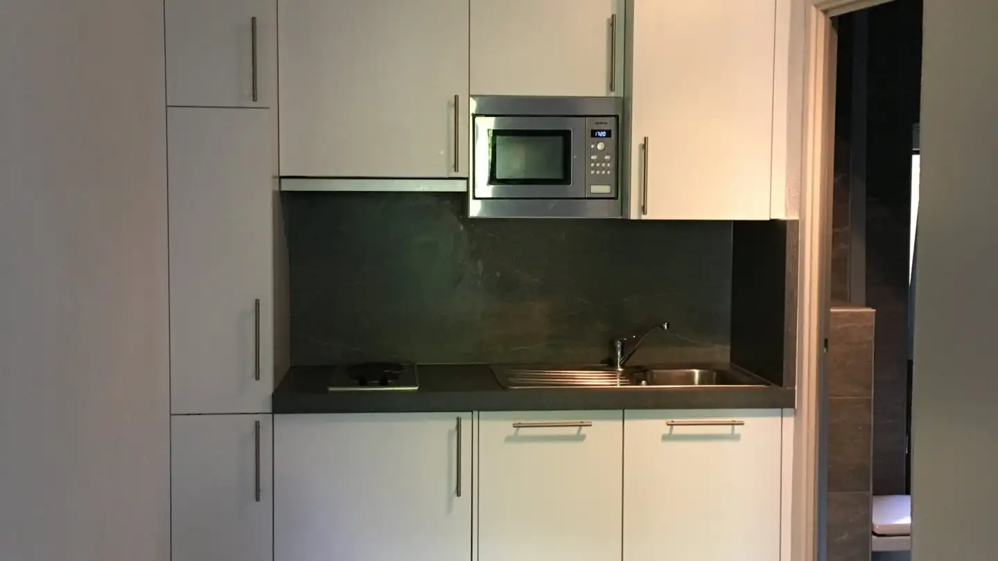 Apartment for rent - Rue des Poteaux 6, 2000 Neuchâtel - Photo 4