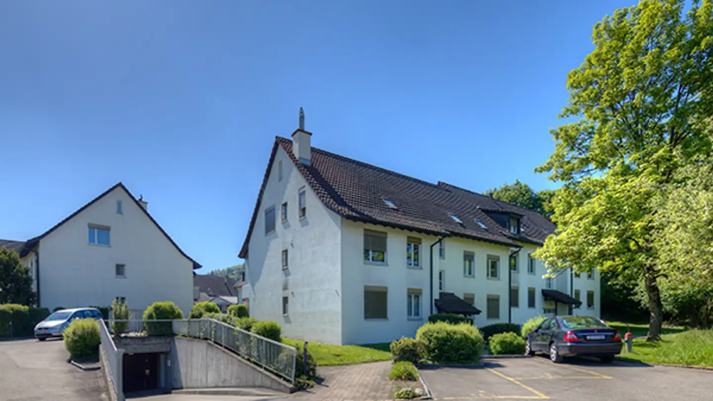 Place de parking souterraine à louer - Dällikerstrasse 37, 8105 Regensdorf
