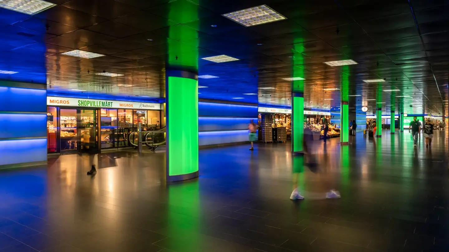 Shop for rent - Bahnhofplatz, 8001 Zürich