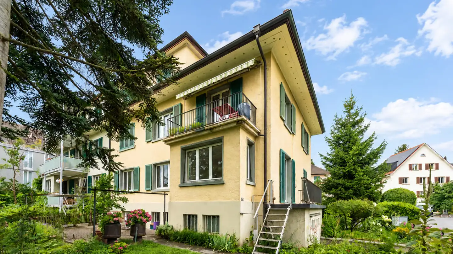 Residential building for sale - 8400 Winterthur