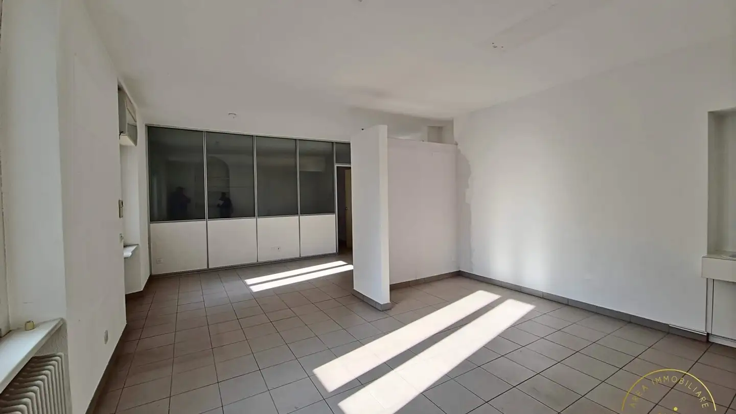 Edificio ad uso misto in vendita - 6830 Chiasso - Foto 3