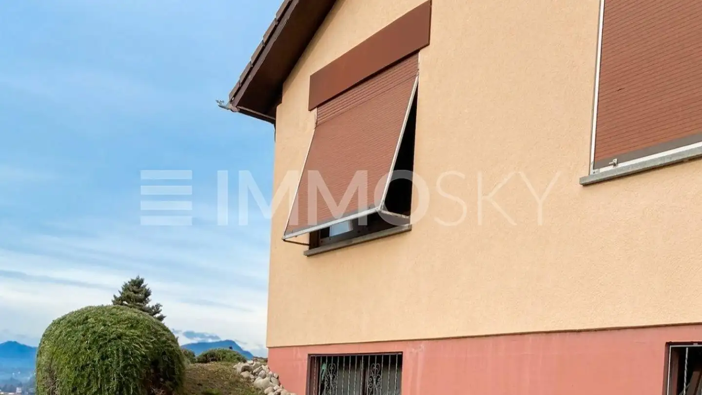 Single house for sale - 6835 Morbio Superiore
