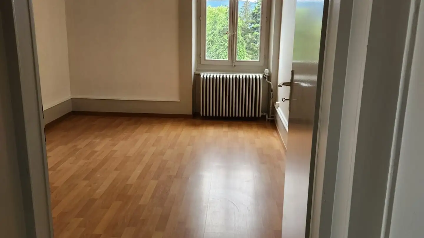 Wohnung mieten - Rue Robert Comtesse 11, 2053 Cernier - Foto 4