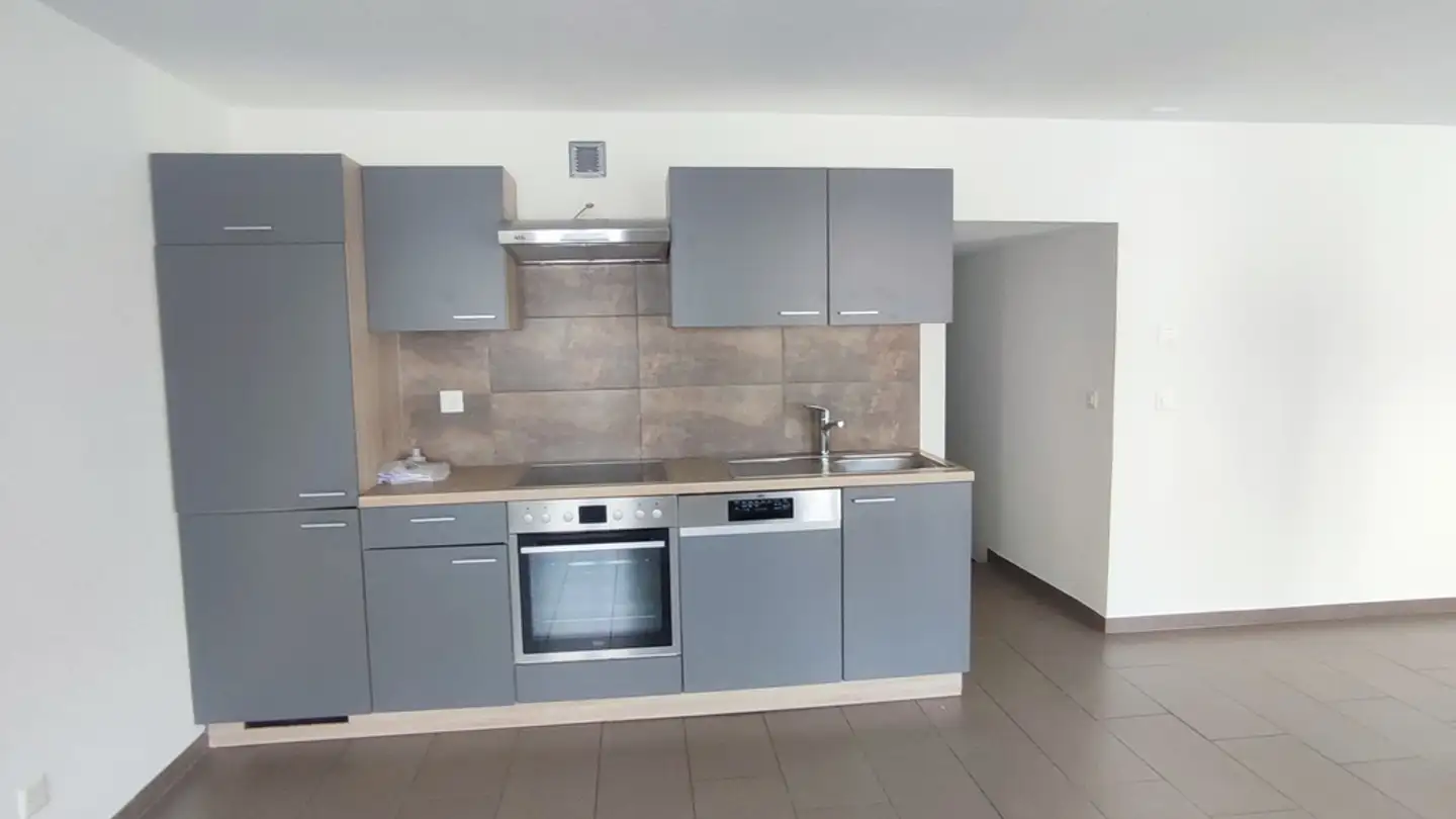 Apartment for rent - Rue De La Promenade, 1450 Ste-Croix - Photo 4