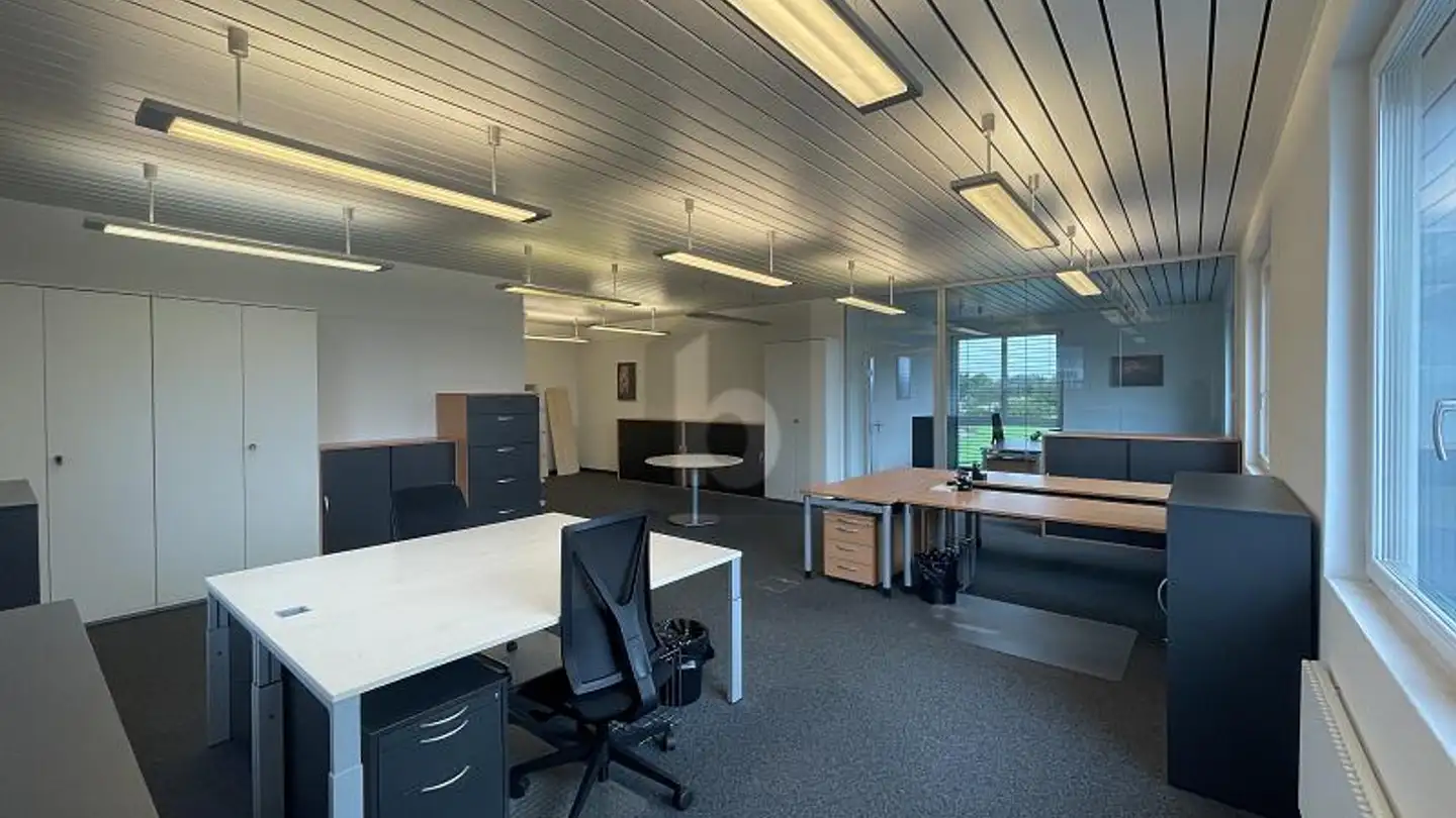 Spazio ufficio in affitto - 4624 Härkingen - Photo 2