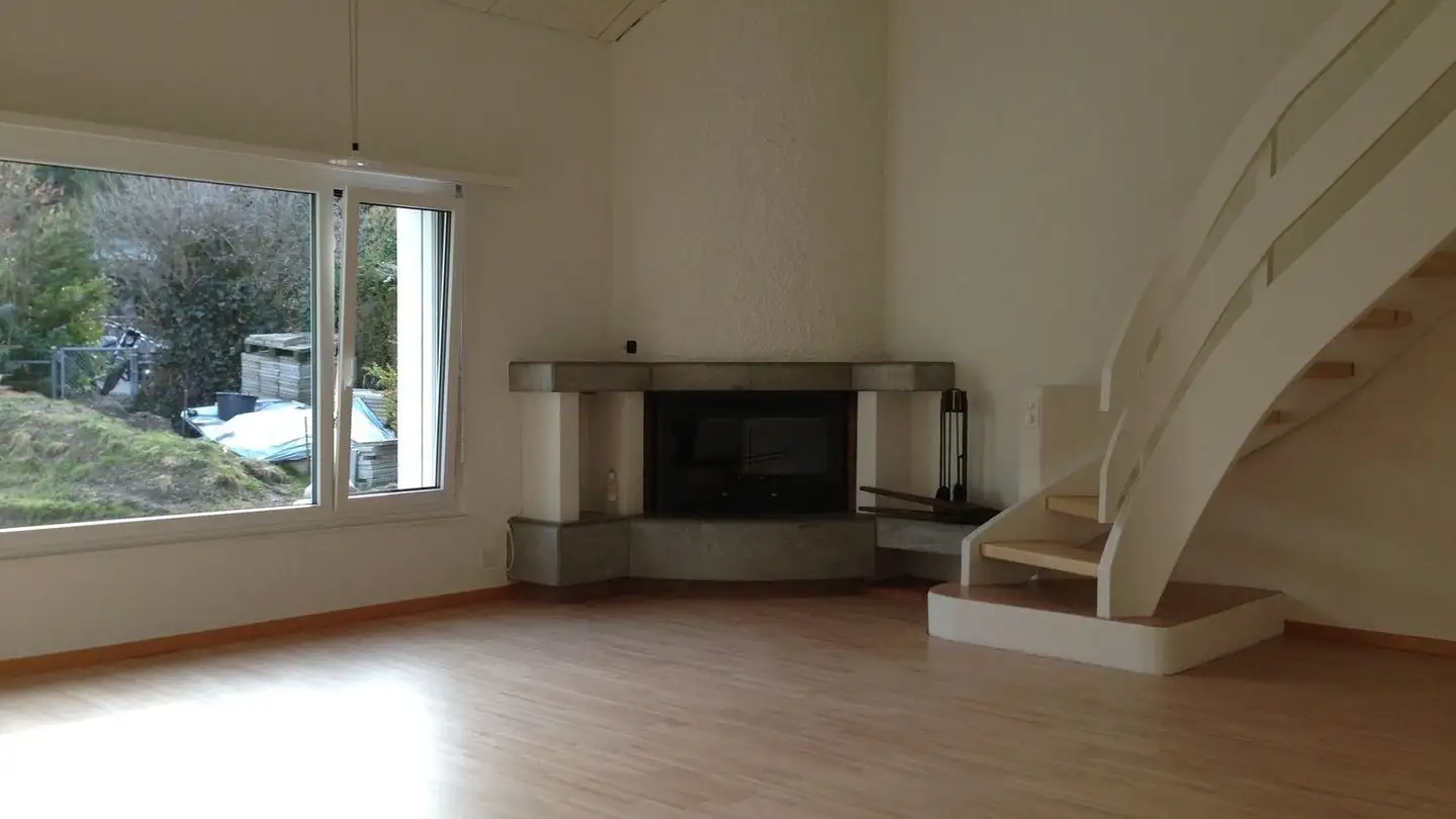 Semi-detached house for rent - 8127 Forch - Photo 2