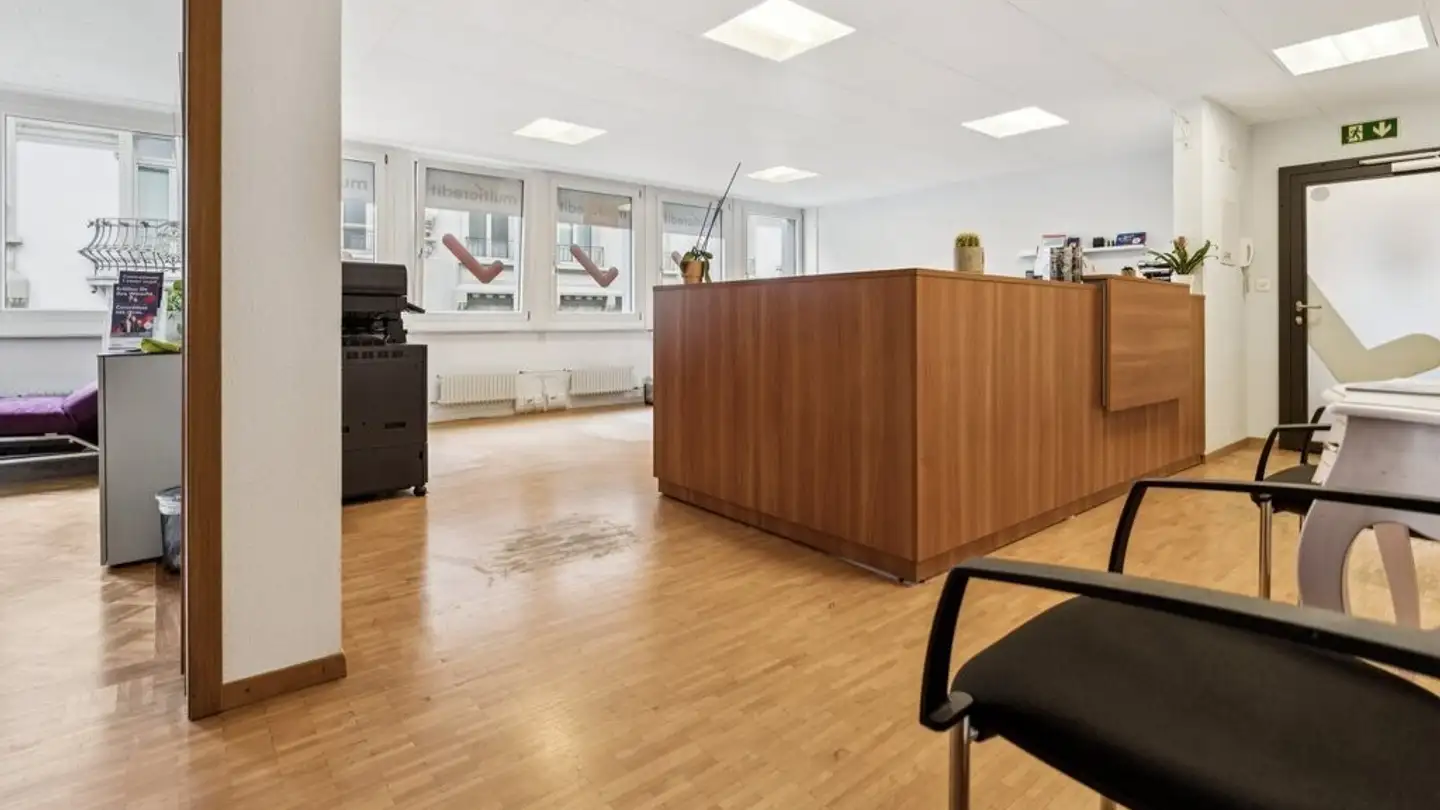 Spazio ufficio in affitto - Rue De La Banque 4, 1700 Fribourg - Photo 3