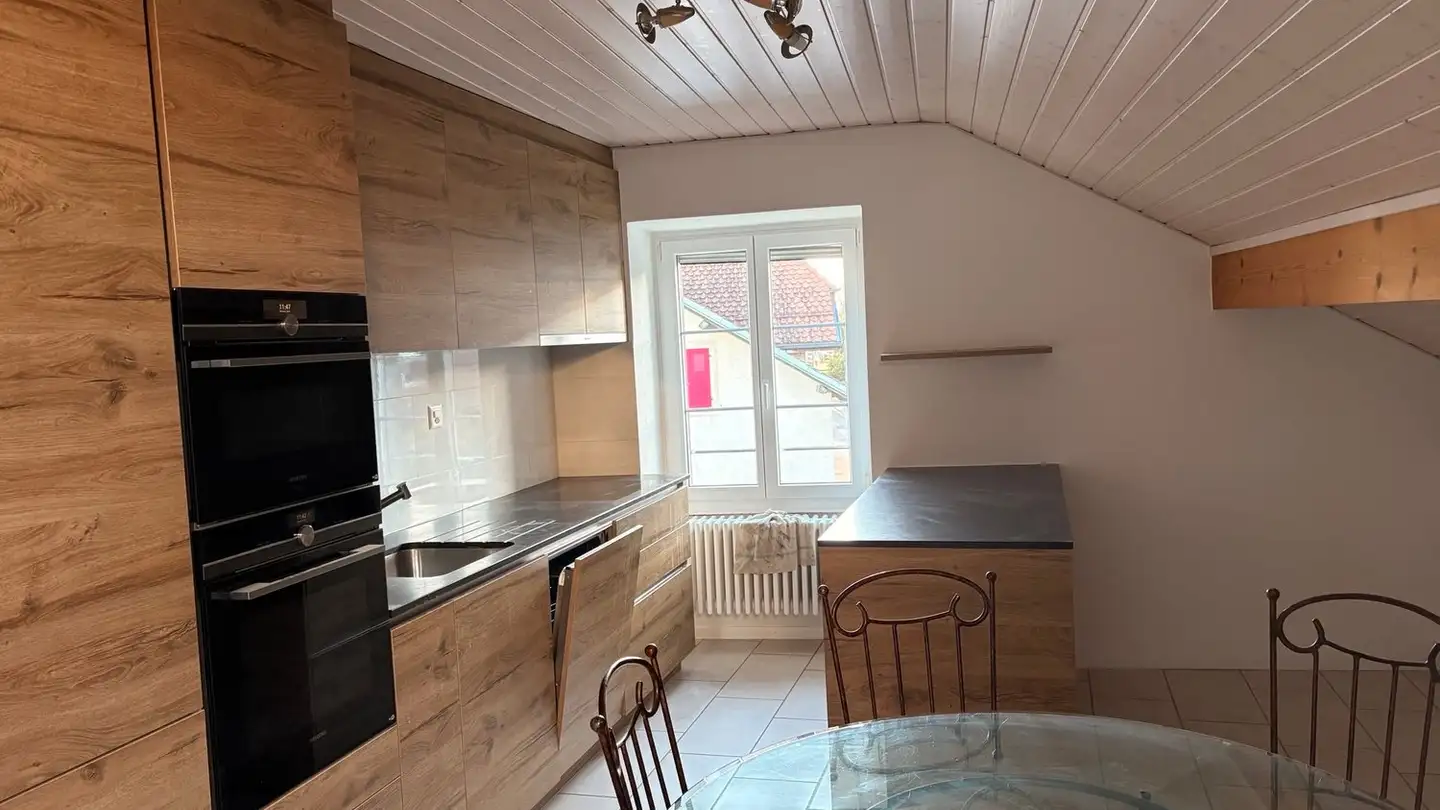Dachgeschosswohnung mieten - Grand-Rue 1, 1148 Moiry VD - Foto 2