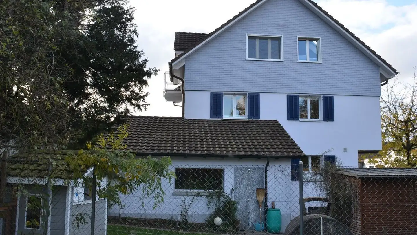 Doppelhaushälfte mieten - Obere Bachstrasse 8, 8952 Schlieren