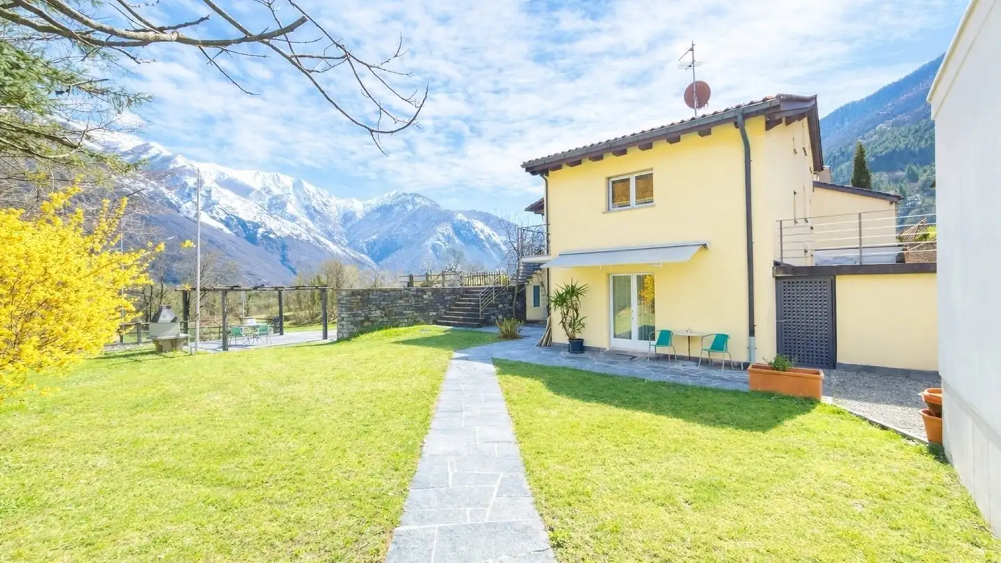 Appartement à louer - Ai Brii, 6677 Aurigeno - Photo 2