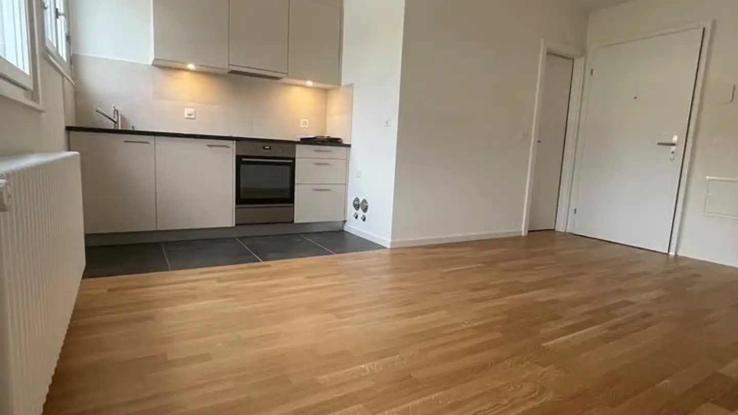Appartement à louer - Avenue Pierre-De-Savoie 57, 1400 Yverdon-les-Bains - Photo 2