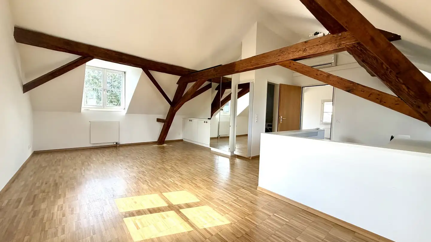 Dachgeschosswohnung mieten - Baslerstrasse 90, 4123 Allschwil - Foto 3